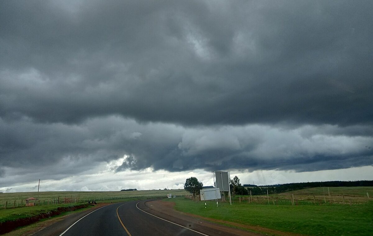 Nuvens de tempestade — imagem ilustrativa