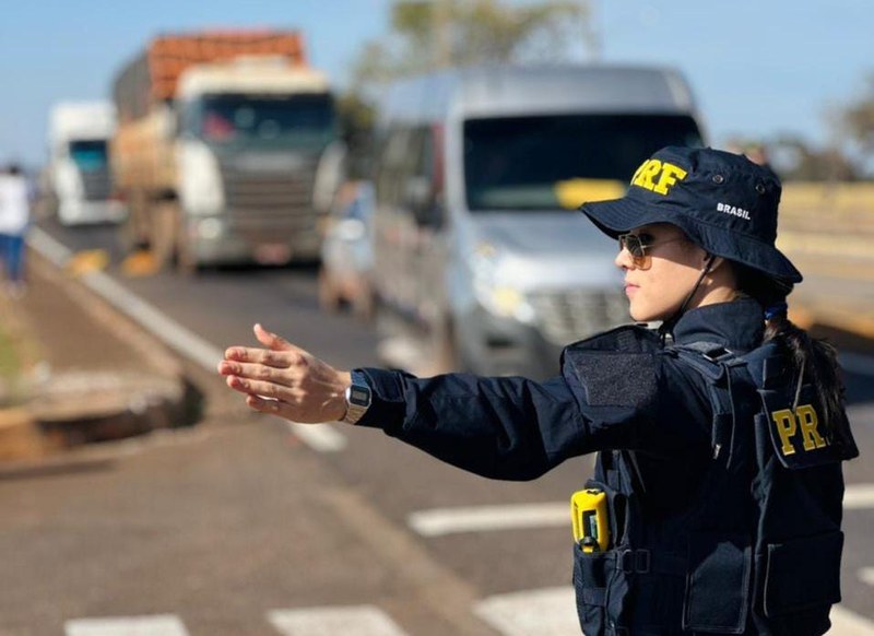Fiscalização da Polícia Rodoviária Federal durante a Operação Independência